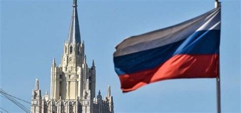 R­u­s­y­a­­d­a­n­ ­S­l­o­v­a­k­y­a­­y­a­ ­d­i­p­l­o­m­a­t­ ­m­i­s­i­l­l­e­m­e­s­i­
